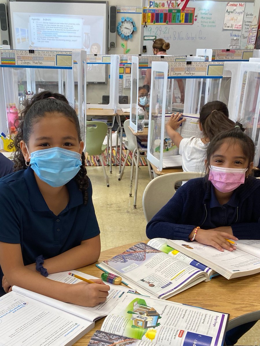 nps_parkelem's tweet photo. We are enjoying learning in-person again. #PantherPride #learningisfun https://t.co/RKgVKbxMkD