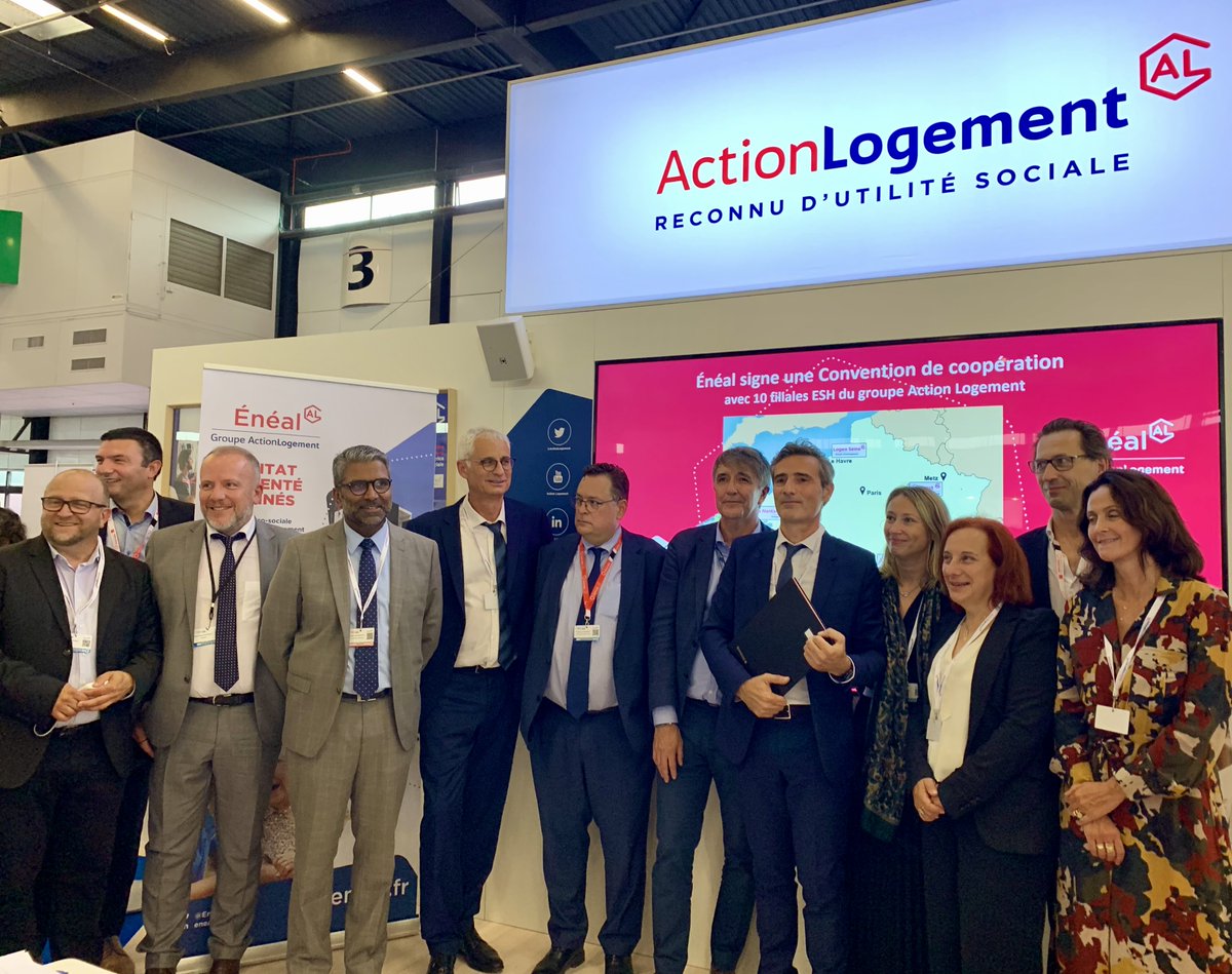 ActionLogement's tweet photo. [#CongrèsHLM] 📍#SurlestandAL✍️Signature d'une convention de coopération entre @EnealOfficiel &amp; 10 #ESH du groupe @ActionLogement : @logeoseine #vivest @groupeneolia @alliadehabitat @sdhofficiel @unicil_officiel @inli_officiel #SHLMR #noalis #lanantaisedhabitations https://t.co/zm6mR1QvcL
