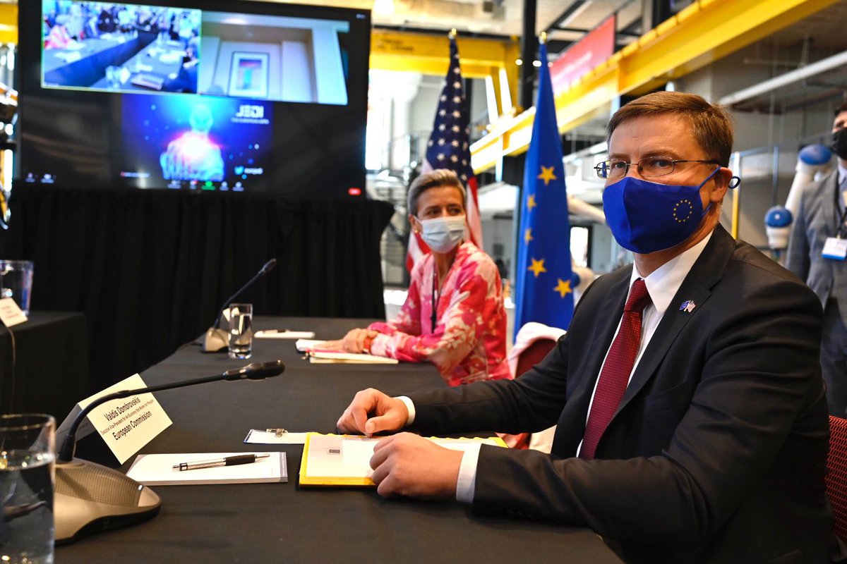 VDombrovskis's tweet photo. 🇪🇺 🇺🇸 Trade &amp; Tech Council: Now sharing views on critical trade &amp; tech issues with stakeholders. With @SecBlinken @SecRaimondo @AmbassadorTai @vestager #TTC https://t.co/cvM2j5OAGX