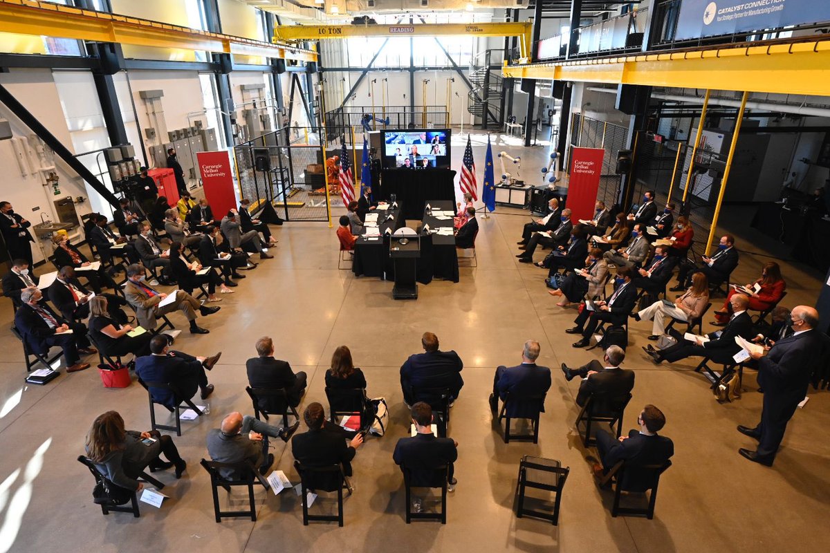 VDombrovskis's tweet photo. 🇪🇺 🇺🇸 Trade &amp; Tech Council: Now sharing views on critical trade &amp; tech issues with stakeholders. With @SecBlinken @SecRaimondo @AmbassadorTai @vestager #TTC https://t.co/cvM2j5OAGX