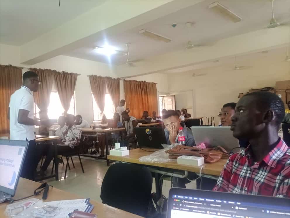 Aaron Aniebiet tweet media