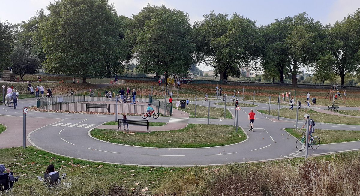 SkyTedTravels's tweet photo. Fabulous playground at Meadows Embankment, Nottingham complete with working traffic lights!
#playground #meadowembankment #Nottingham #Embankment #cyclepark #rivertrent #trent https://t.co/XqG7h4dR0C