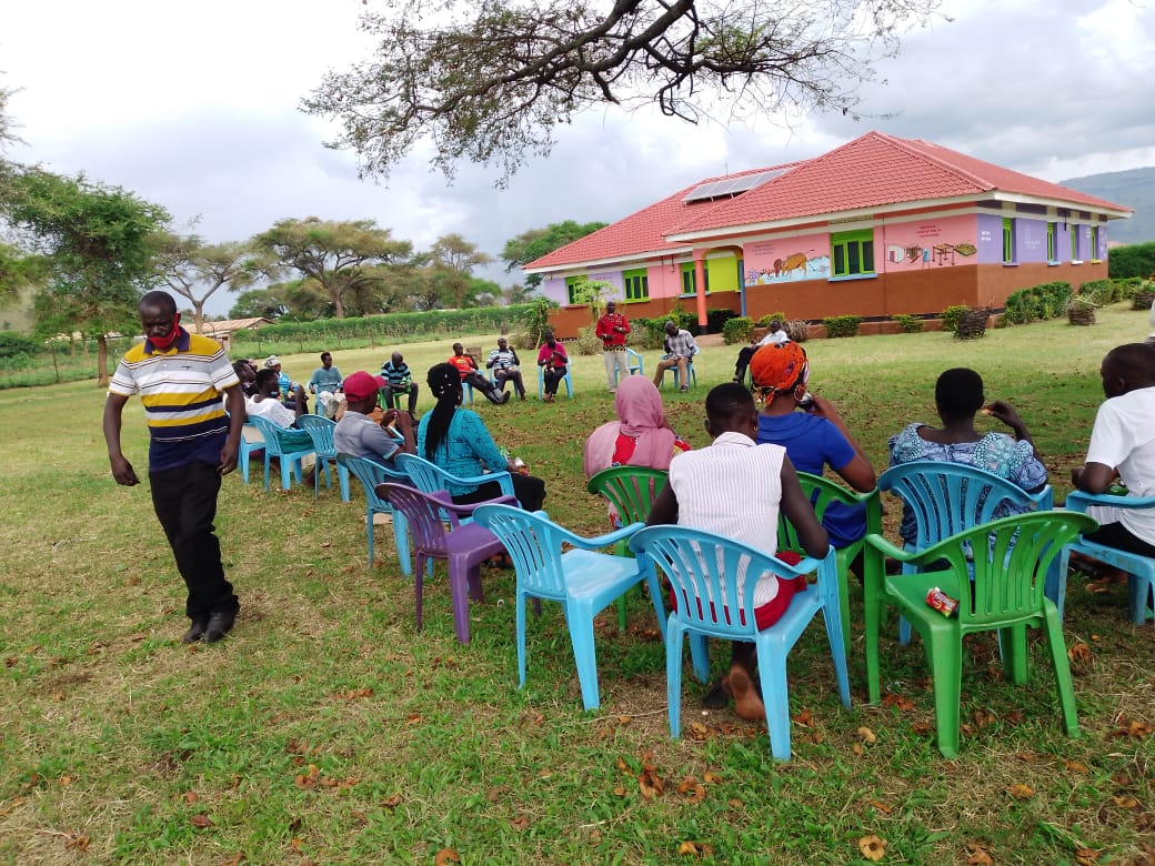 mandedavid11's tweet photo. Kween activista in one accord takes campaign against FGM, GBV, to Soy county in Ngenge sub county
Many promising commitments arrived at
Actionaid &amp; UNFPA will pay close &amp; detail attention
@Kalenda96 @MenEndFGM @TonyMwebia @UNFPAUganda @Shibahnams1 @PCKemei 
#EndFGM https://t.co/dxdaPQupBk