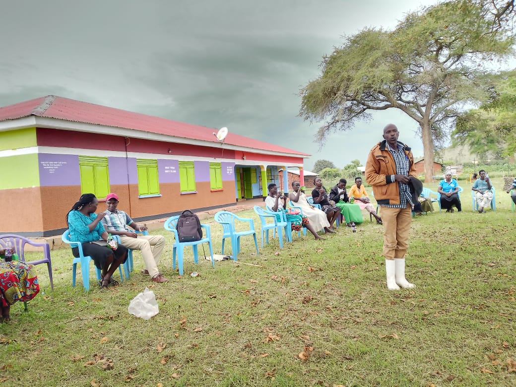 mandedavid11's tweet photo. Kween activista in one accord takes campaign against FGM, GBV, to Soy county in Ngenge sub county
Many promising commitments arrived at
Actionaid &amp; UNFPA will pay close &amp; detail attention
@Kalenda96 @MenEndFGM @TonyMwebia @UNFPAUganda @Shibahnams1 @PCKemei 
#EndFGM https://t.co/dxdaPQupBk