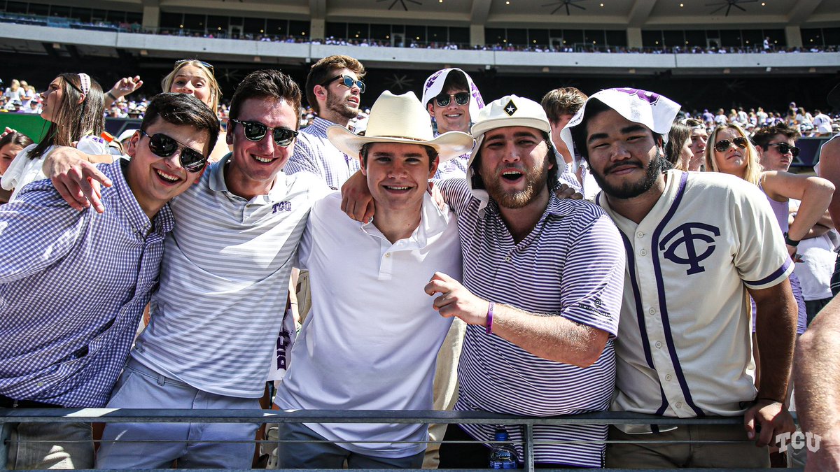 TCUFootball's tweet photo. Pack The Carter. Wear Purple. Go Frogs 🐸🆙 https://t.co/eK3HYfNsjH
