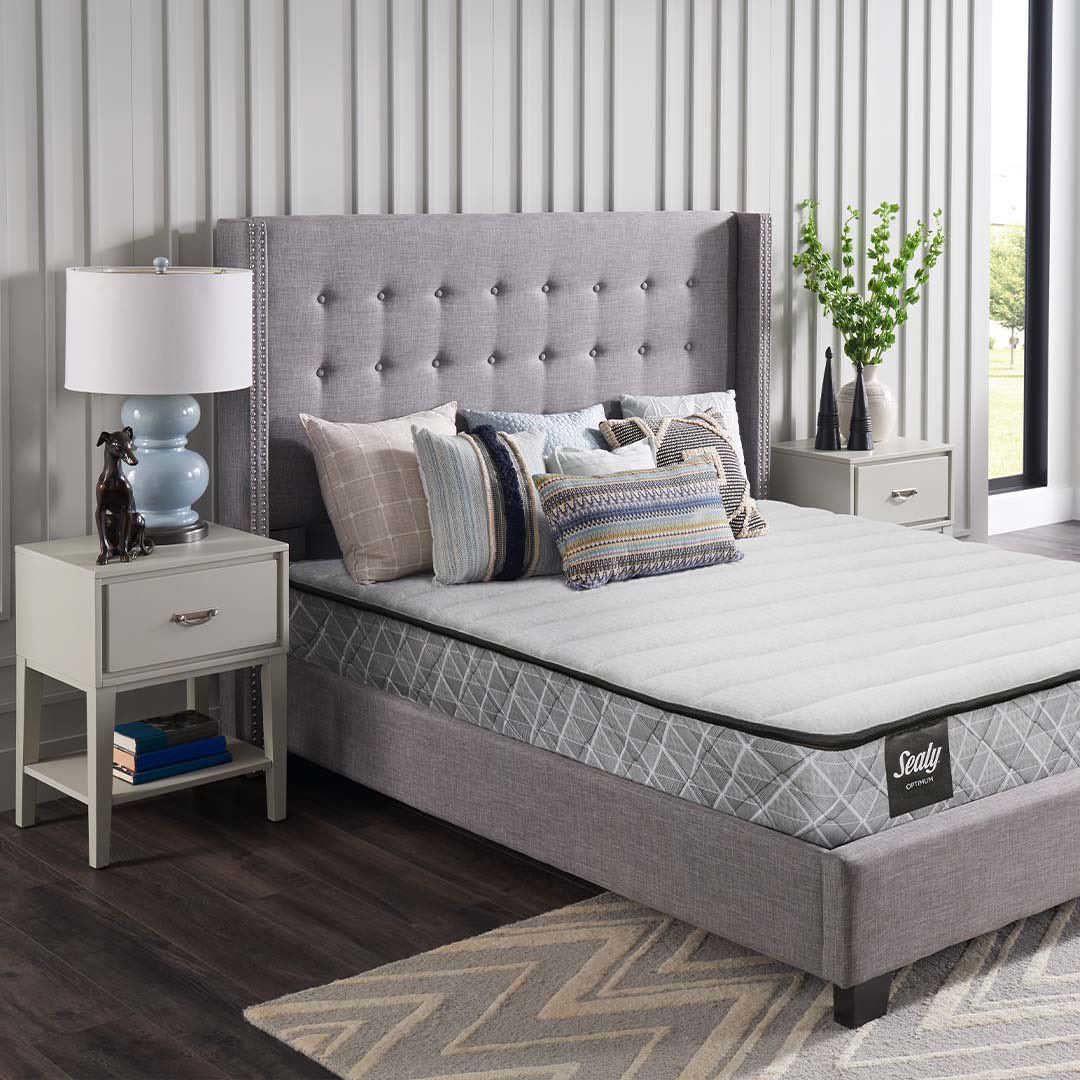 Sealy's Canadian made Optimum Hana is a firm supportive mattress with the technology of Silver infused into the fabric. Providing a non irritating allergen barrier, Silver Clear Fabric will neutralize odor and help keep your mattress fresh and clean. https://t.co/QB7jxyuuf2