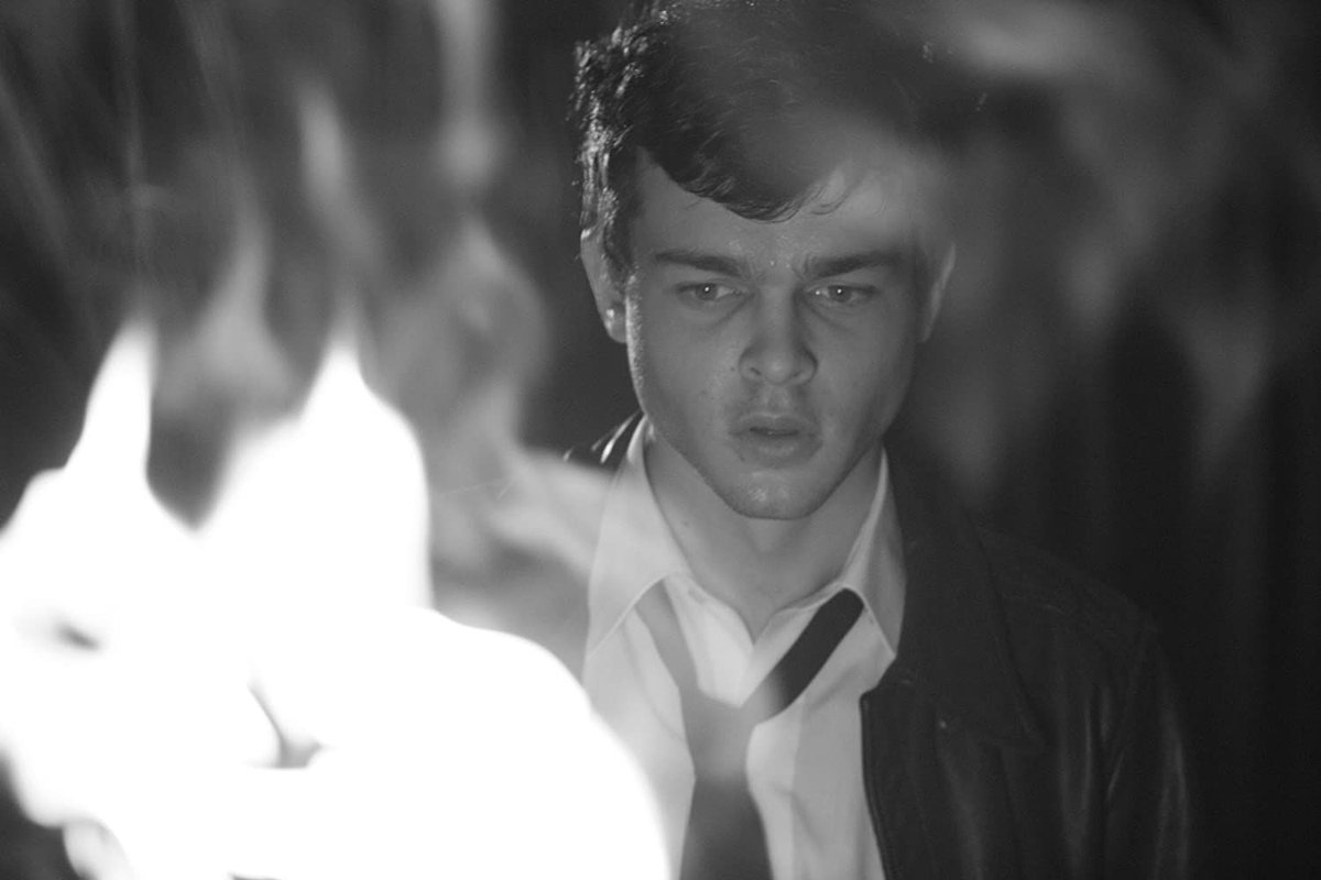 Lucky_Screen tweet media