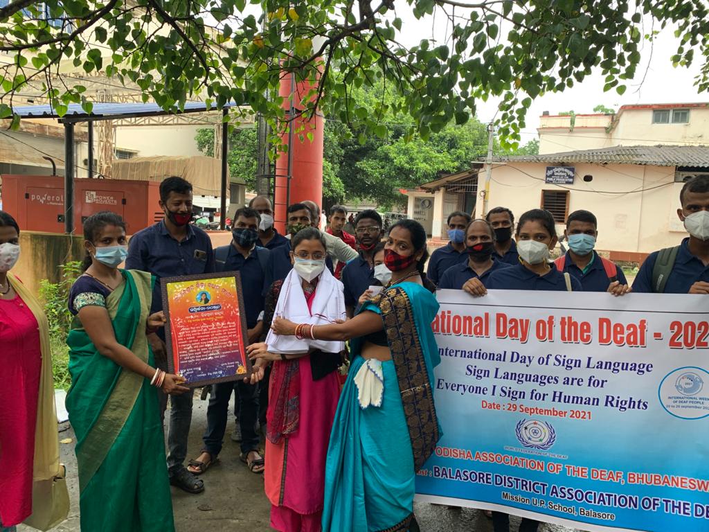 balasoredadd's tweet photo. We celebrated International Day of the Deaf  today in Balasore. All the association members were present there. It was a successful celebration. We went to meet Rizwana Kawkab (I/C DSSO). 

#DBalasore
#SSEPD2
#PMOIndia
#socialpwds
#oadbbsr
#india_nad
#cmo_odisha
#nad1880 https://t.co/SGDbY8QmzH