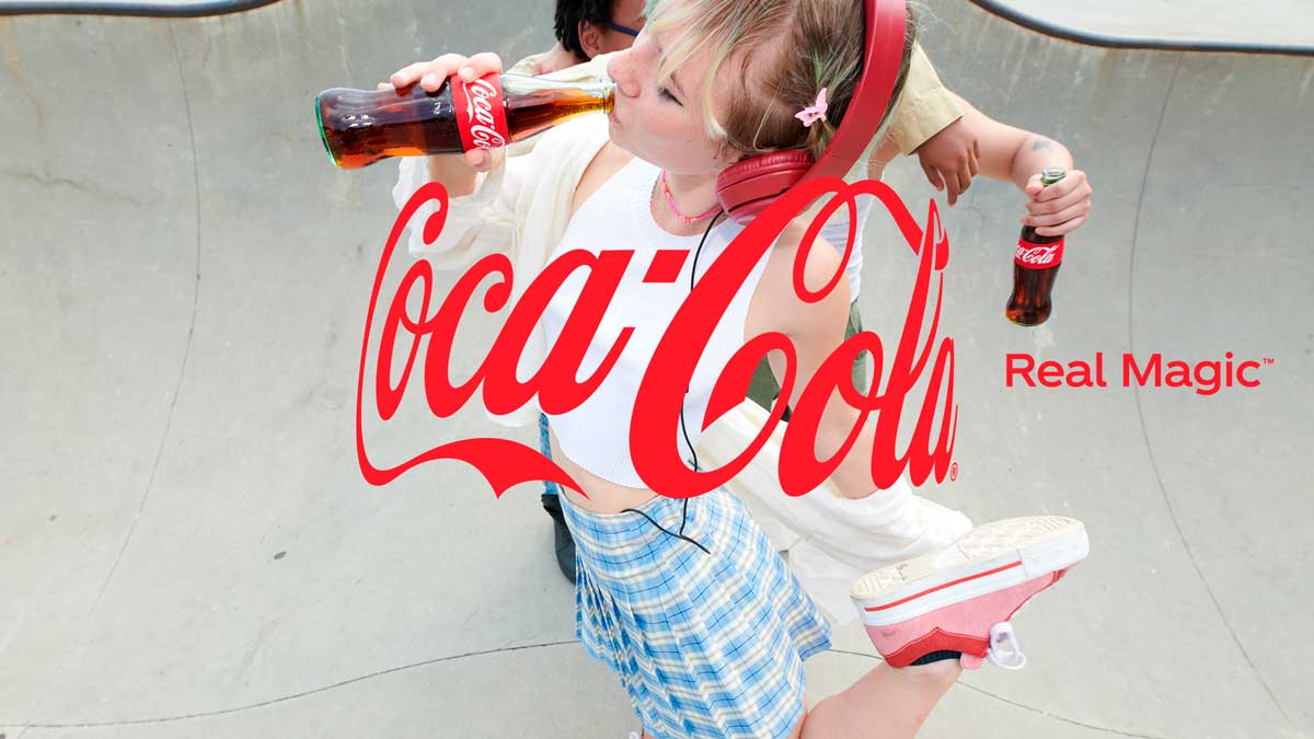mkdirecto's tweet photo. Coca-Cola abraza el universo gamer en la primera campaña bajo su nueva filosofía #RealMagic 

@CocaColaCo_es @CocaCola_es 

https://t.co/EvdWXbYTt3 https://t.co/Nqg6dMY47x