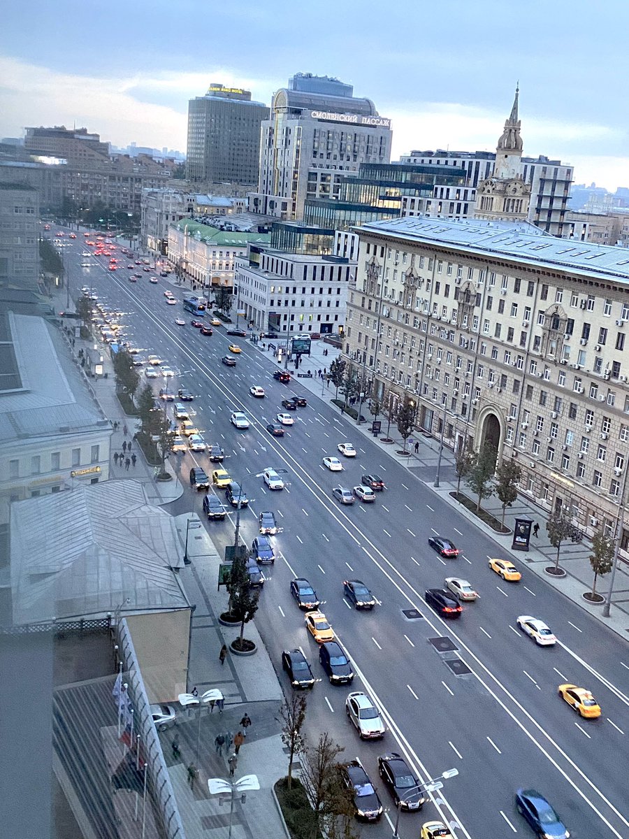 Aangekomen in Moskou voor de lancering van het WK mannen 2022. Waar ook de <a href="/Lange_Mannen/">TeamNL Lange Mannen</a> 🇳🇱 voor geplaatst zijn.