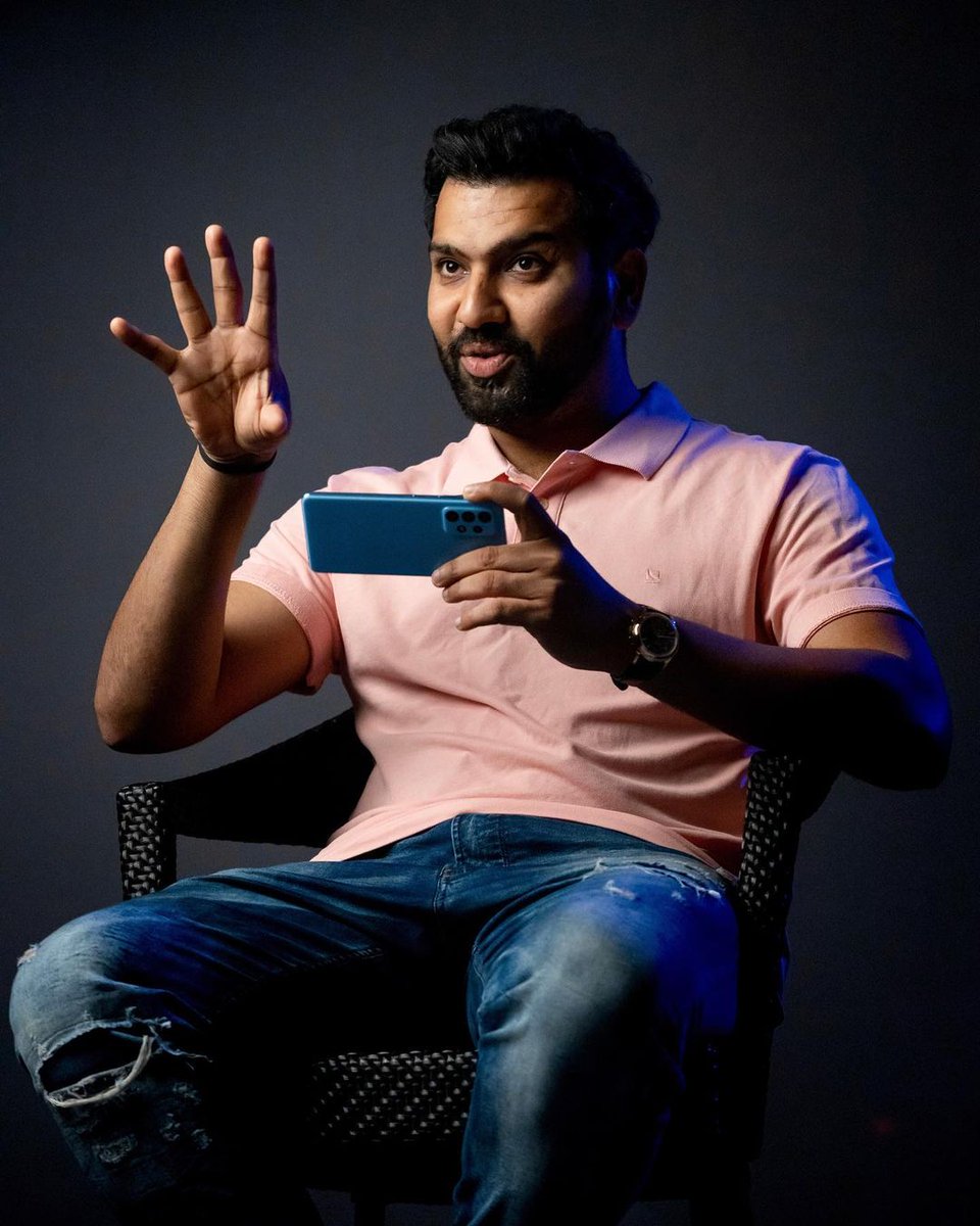 TrendsRohit's tweet photo. M😁🤨😃🙂D

@ImRo45 #RohitSharma https://t.co/FPDxdCd74F