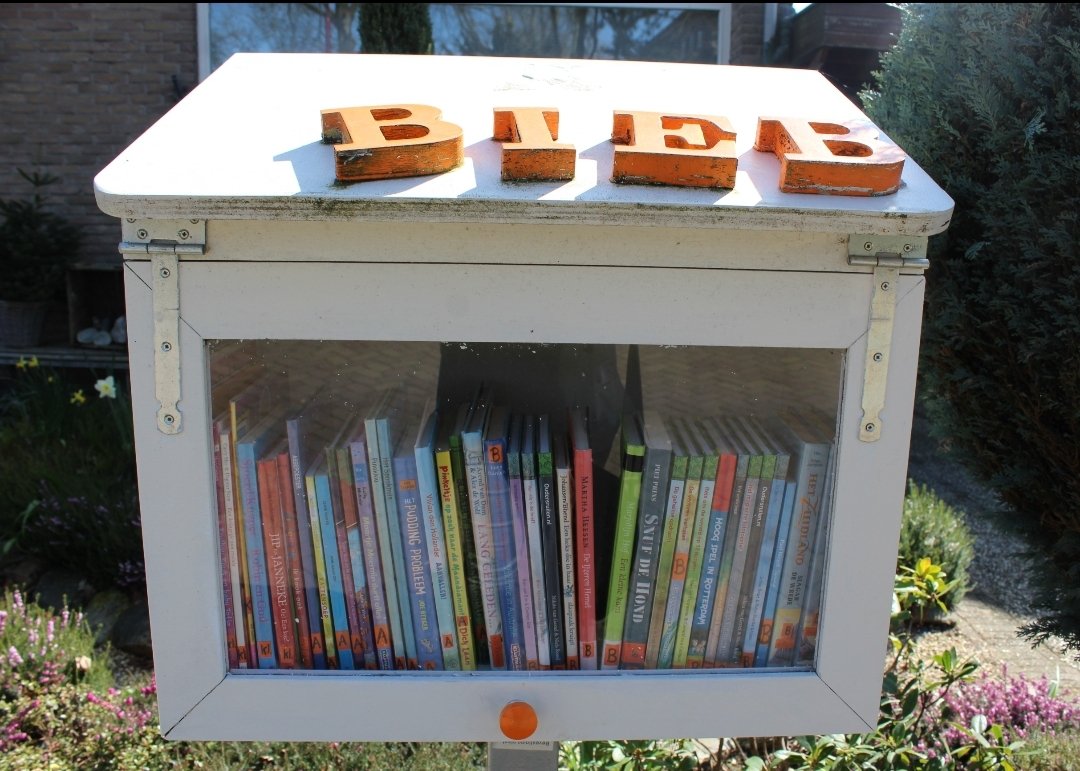 Gem_Nieuwegein's tweet image. Tijdens de Week van de Opvoeding van 4 t/m 8 oktober, organiseren we samen met partners allerlei activiteiten voor ouders. Bv. Bijeenkomst over gamen of hoe voorlezen kan helpen bij positief opvoeden. Schrijf je in➡️ nieuwegein.nl/weekvandeopvoe… #nieuwegein #wvdo2021 @WeekvdOpvoeding