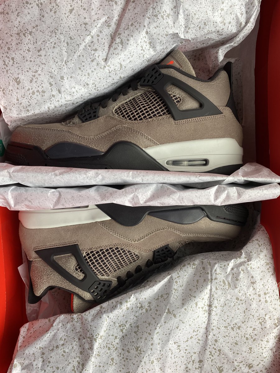 How many pairs were secured in your group? 

Group: <a href="/PurePings/">Pure Pings</a> 

s/o to <a href="/CandiceFNF/">candice</a>