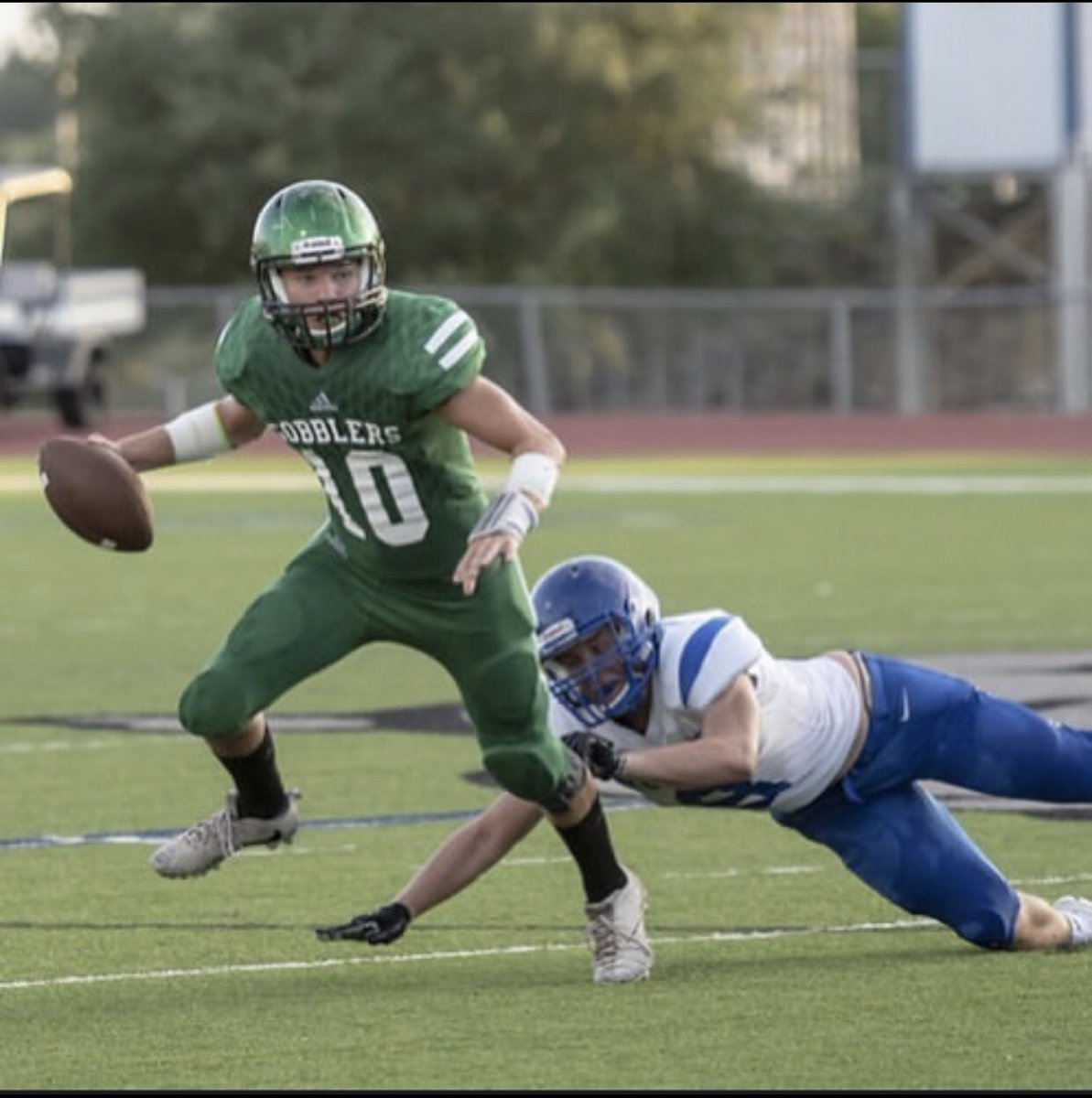 AbigailDedear's tweet image. watch out west, he might transfer to east before the game on friday… #bob21 #vehs @VictoriaISD