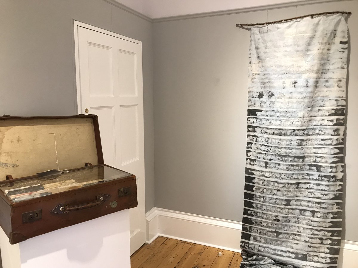 KayTopping's tweet photo. Just visited the 'Textures of Understanding' exhibition at @haslemeremuseum
What an amazing exhibition of work and the way it links to the Suffragettes embroidering during their prison sentences is wonderful. Really makes you consider things, definitely well worth a visit https://t.co/bcUFn8rPee