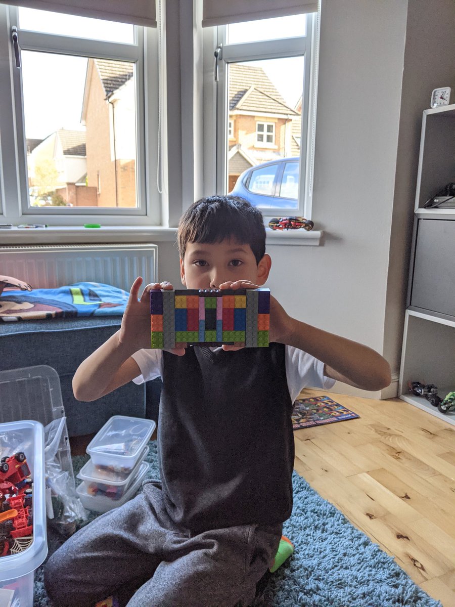 AlisonYim's tweet photo. Luke using Lego to estimate and make symmetrical patterns for maths week @WoodheadPrimary https://t.co/iCWsoe7HEt