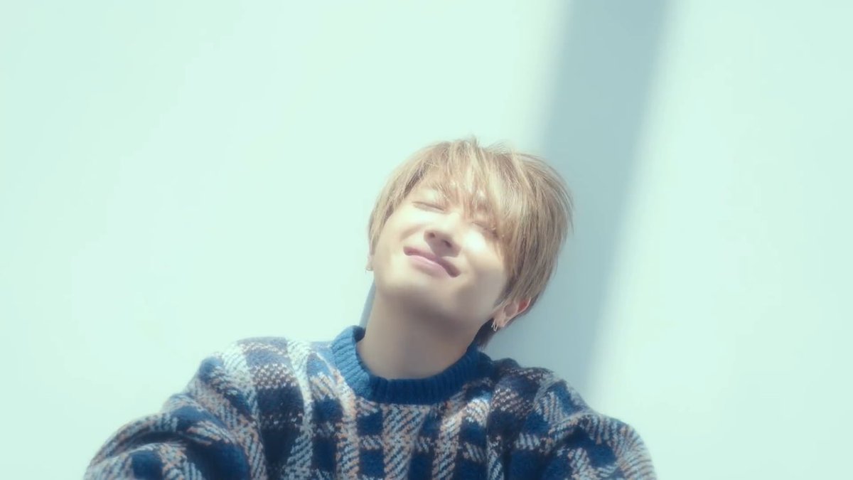 にっしー誕生日おめでとう 無理しすぎず これからも素敵なnissy Entertainmentを作っていってね 素敵な一年になりますように 西島隆弘誕生祭 西島隆弘 Nissy0930 Nissy a ツイレポ