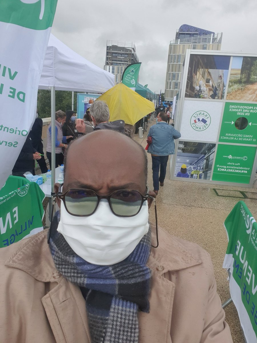 Le village emploi animé par les equipes de PeBFC