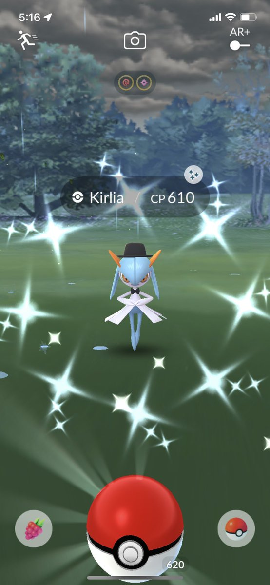thermal131's tweet photo. Had a good last day of the fashion week event yesterday! #PokemonGO #shinypokemon #fashionweek https://t.co/IEcMNbN3JM