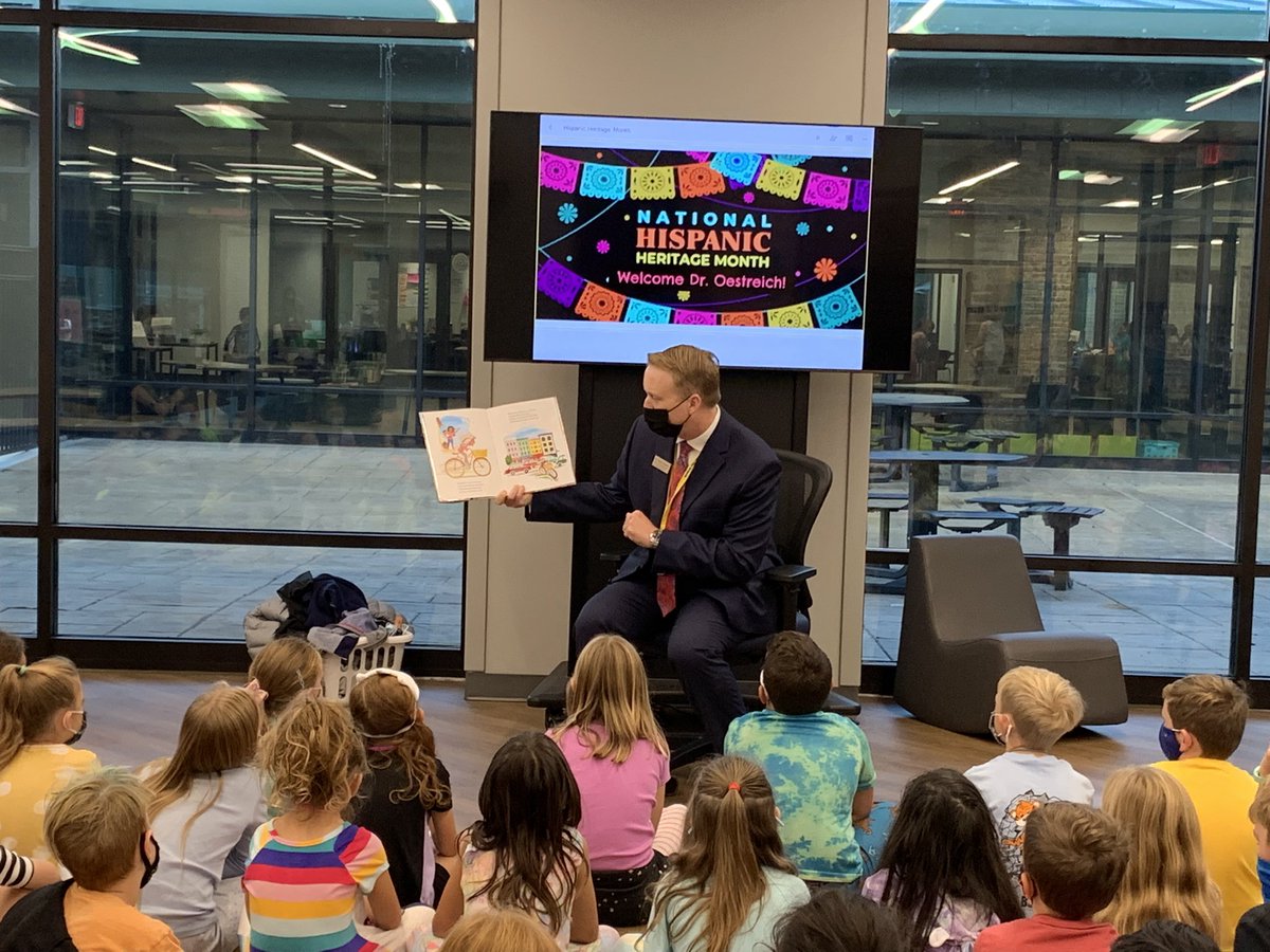 Holly Adams tweet media