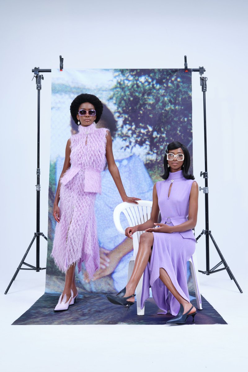 voguemagazine's tweet photo. “All around me, there’s been a lot of ugliness in the air, because of the social unrest in South Africa,” Thebe Magugu said of his spring 2022 show. “So I just wanted to turn inward, at what keeps me very optimistic—and that was my family" https://t.co/hryWhbmLxl https://t.co/HhAzeSl8mv