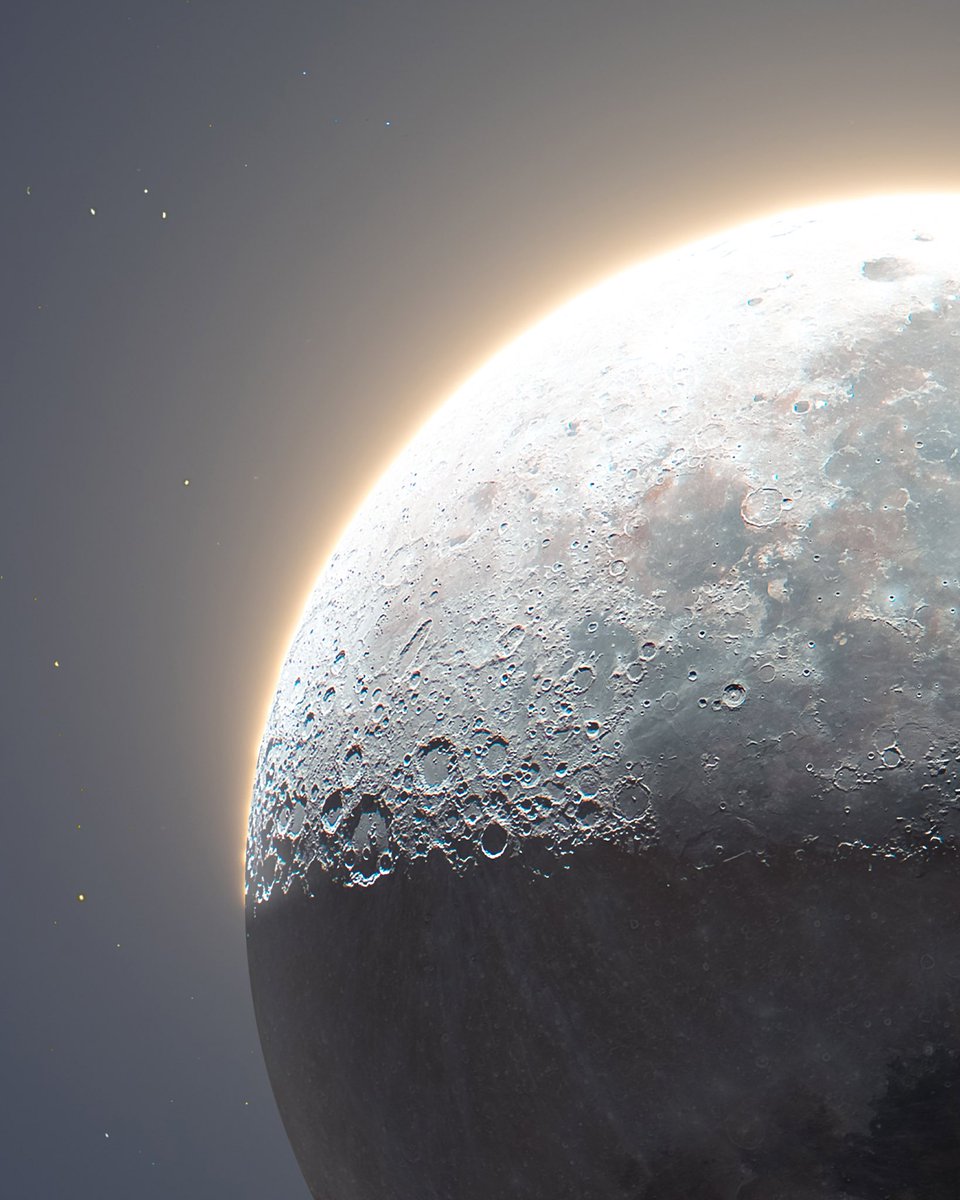 rami_astro's tweet image. The last quarter #moon this morning 🌗✨