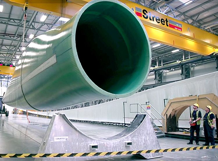 Choosing the right #cranes can impact the productivity of a facility so it’s essential you work closely with the right supplier. If you need advice, contact us or read more about our experience in #renewables│bit.ly/3kPHOty
#offshorewind #GOW2021 #RUKGOW21