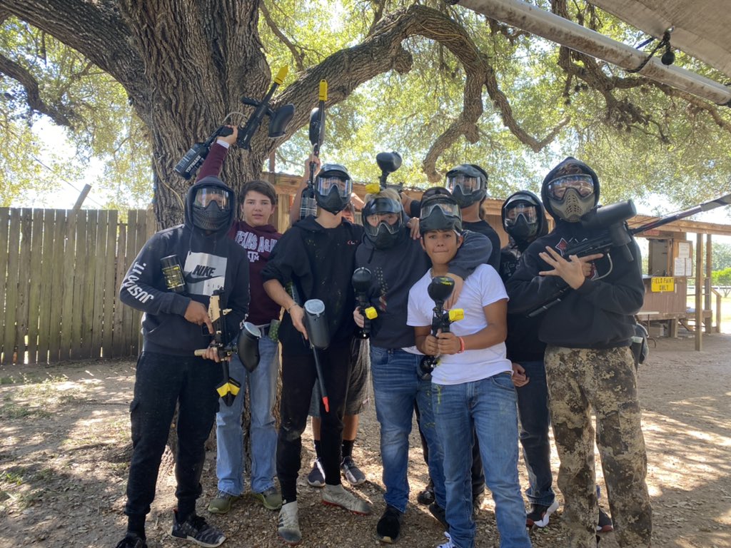 aztigenzo's tweet photo. yooo paintball against east drumline??@VictoriaISD #BOB21 #VWHS https://t.co/QQBzVUMUgv