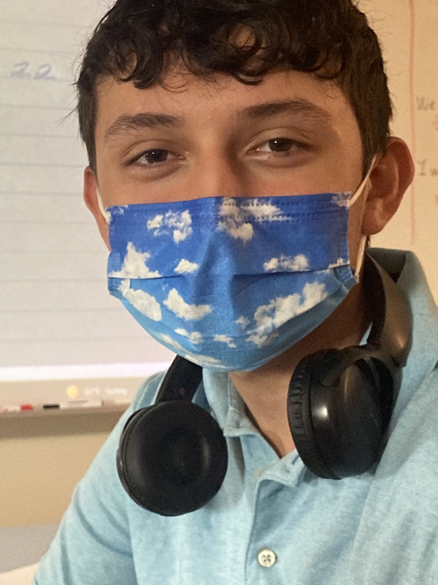 moreayuh's tweet photo. our local man leith 💪💪💪 #bob21 #vehs @VictoriaISD https://t.co/sHV86sCjoN