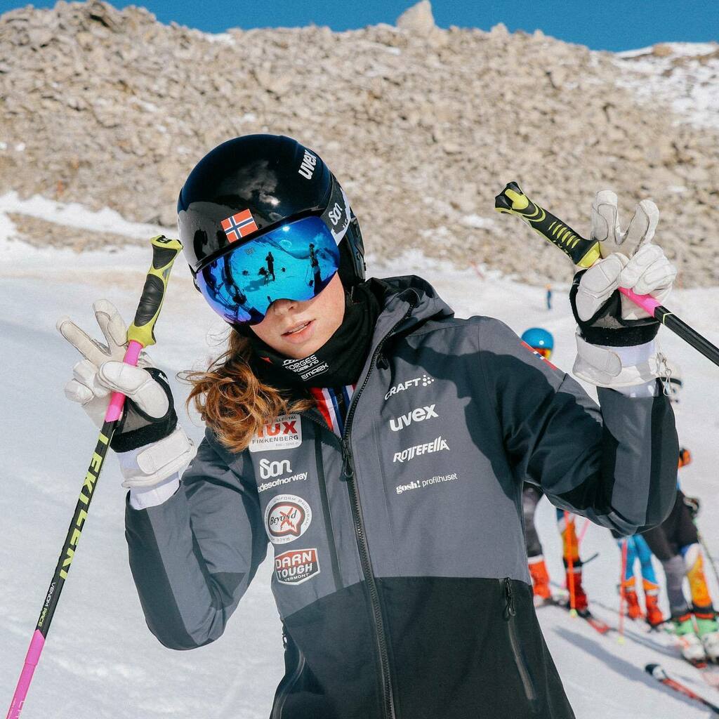 GorilStrom's tweet photo. Can’t wait to go back to Tux in a couple of days ✌🏼☀️ Photos from a few weeks ago https://t.co/k8ItEdk25a https://t.co/lesylNwI3t