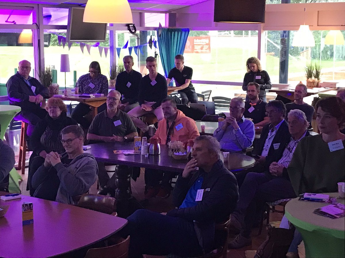 Stadskanaal beweegt, grote opkomst van verenigingen in sportkantine STB #lokaal sportakkoord