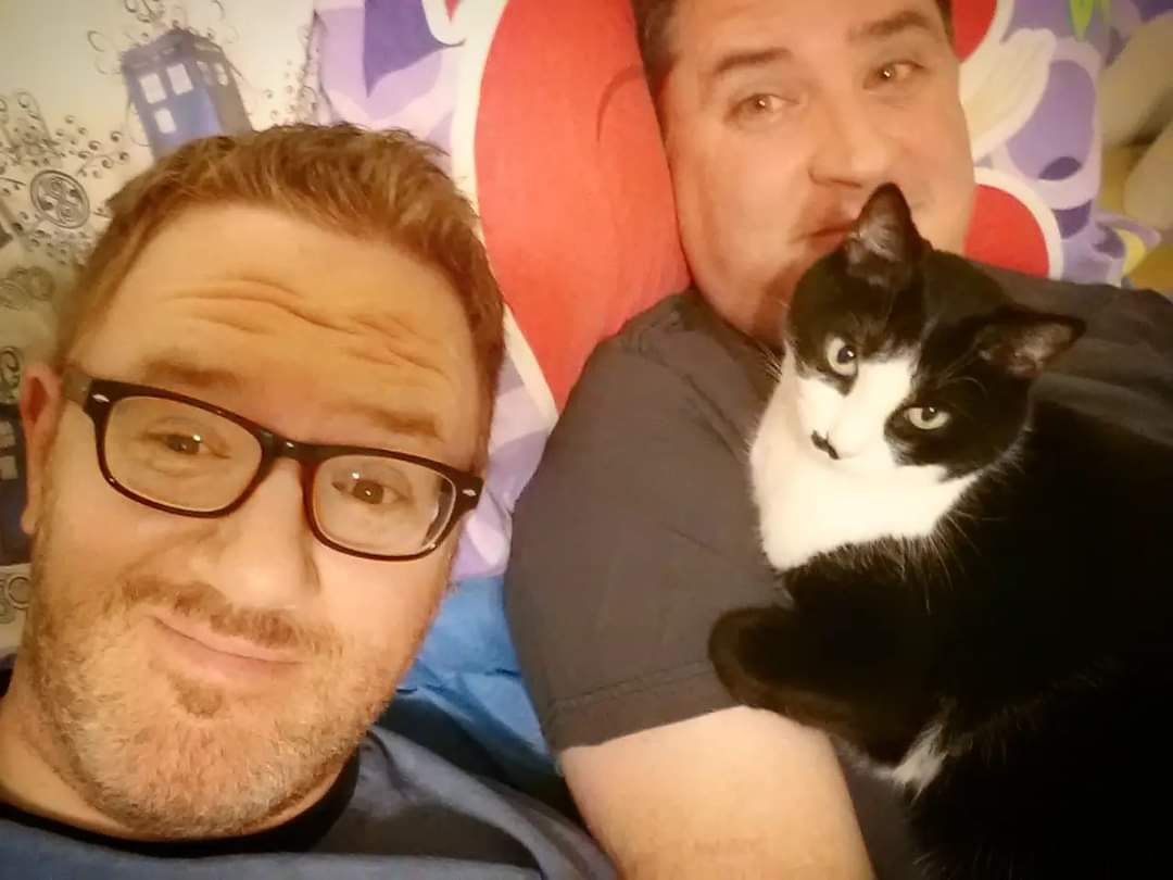 jaydeeraymee's tweet photo. It'll come at no big surprise that she isn't that cooperative when it comes to family pictures, so we take what we can get. If that means selfies in bed, that's what we do.
#IMissedPostingYesterday
#IHateItWhenThatHappens
#SkittlesMagoo
#ASkittlesADay
#Skittlestember https://t.co/FdiwoLXDZV