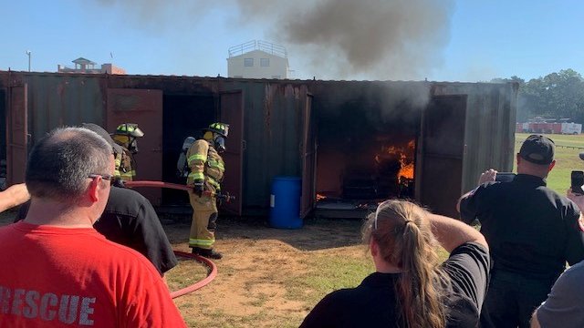 SCStateFire's tweet photo. THIS WEEK ON CAMPUS: Students from across the state are participating in a six-day Basic Fire Investigations course. 

Topics include:  Fire scene investigation methodology, scene safety, basic fire science, fire patterns, origin determination, cause determination, evidence, etc. https://t.co/HgLw3tkOdu