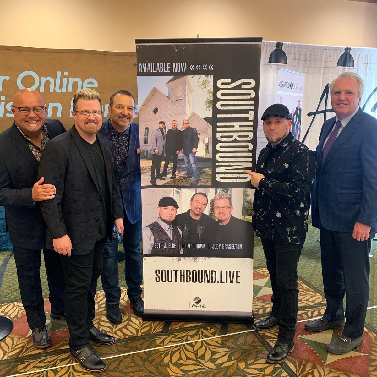 Great afternoon and evening yesterday at NQC!🎙

#Southbound #Studio #NewMusic #Music #SouthernGospel #GospelGrit #Trio #NQC