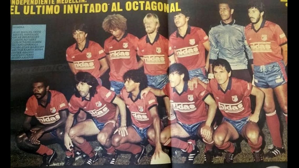 NominasDIM's tweet photo. El @DIM_Oficial Oficial #Midas 1987 del Rambo Sosa y el “Chocolo” Regenhardt.
Arriba:
Sugar Ortiz-Miguel Gonzalez Palacios-Sabino Regenhardt-Carlos Alvarez-Ormeño Gomez-Silvano Espindola
Abajo:
Pedro Ibarguen-Rambo Sosa-Gustavo Perez-Mario Amador
🇭🇹⚽️🔴🔵 https://t.co/BkACnZ4YsU