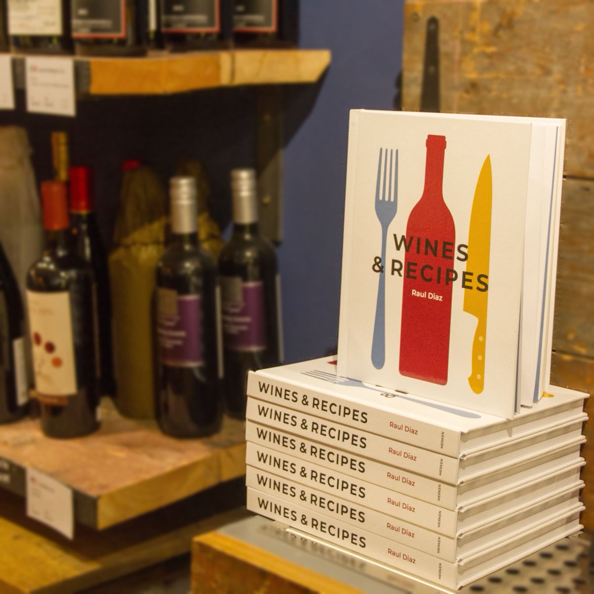 Wine expert Raul has been a friend of OAK N4 for a long time ❤️ 

His award-winning #book, Wines & Recipes, is a great way to learn more about your favourite #wines and try the many different #recipes that pair together! 😋🍷🍛 Grab your copy at OAK!

#winebook #recipebook