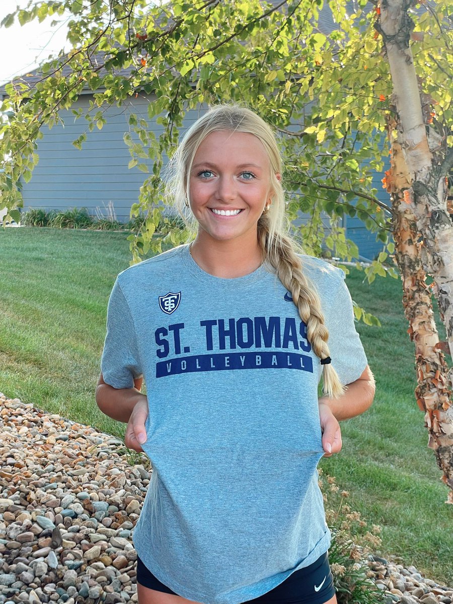 LivAnderson6's tweet photo. I am super excited to announce my verbal commitment to play volleyball and continue my education at the University of St. Thomas!! Huge thank you to all the people who have supported me!! I couldn’t be more excited for this next chapter!! #rolltoms 💟 https://t.co/YxxJwP0Hql