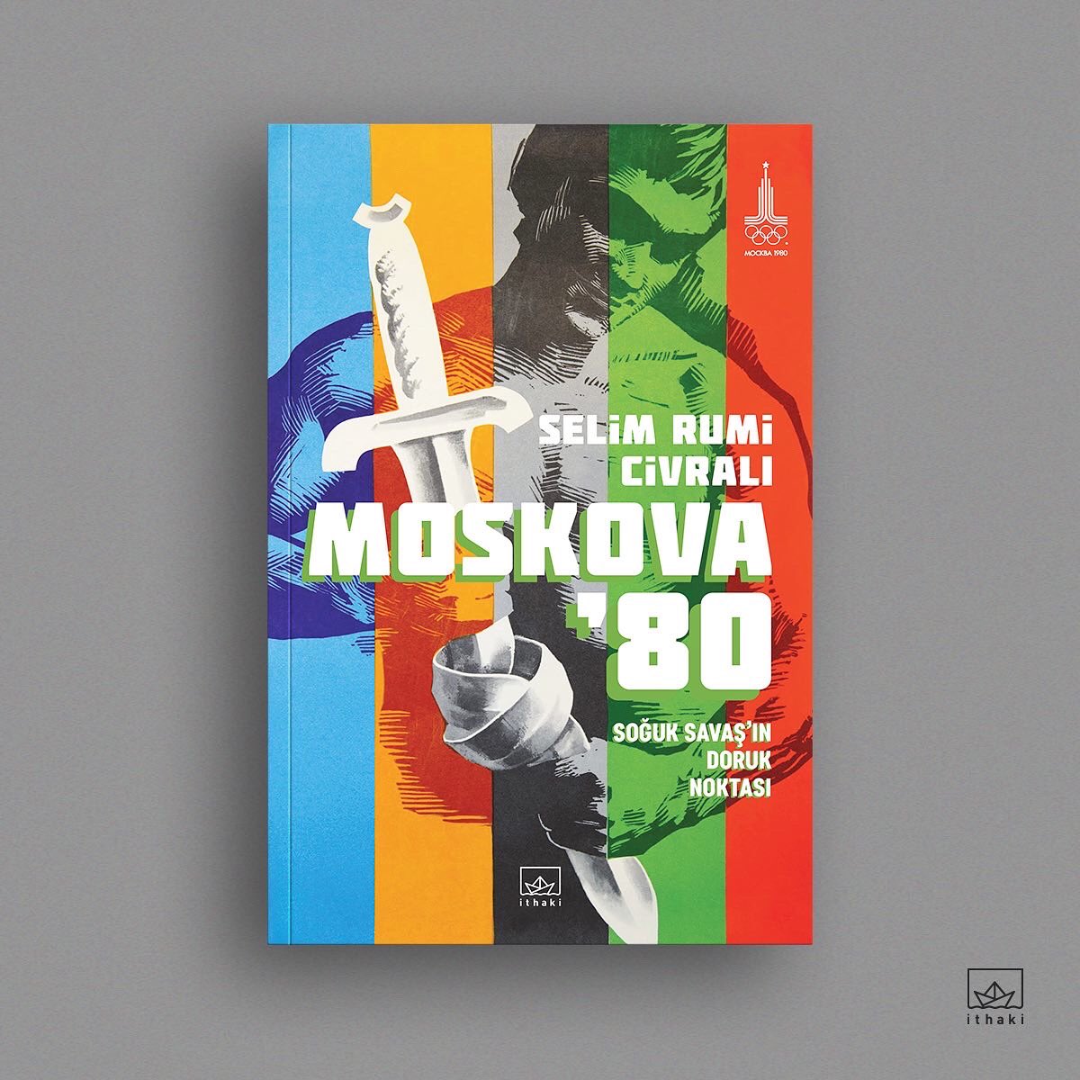 Selim Rumi Civralı, tarihsel perspektif ve politik çözümleme üzerinden özelde Moskova Olimpiyatları'nı, daha genelde ise Sovyet rejiminin spor politikalarının etkilerini, spor-siyaset ilişkisini ve süpergüçlerin bu ilişki üzerinden yürüttükleri diplomasiyi konu ediniyor.