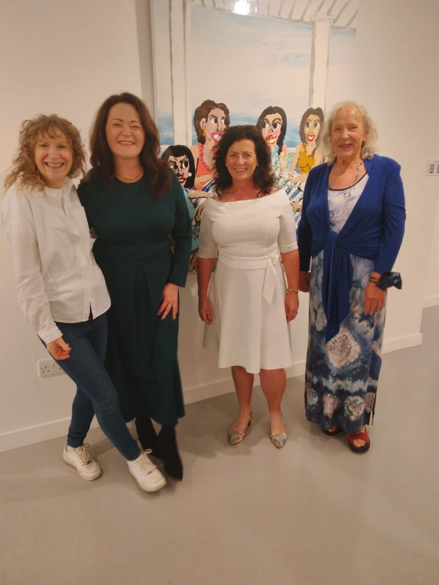 ShamrockSpring's tweet photo. I met Mary at her exhibition in #Newbridge
Here is #maryronayne at her Mayfare Solo https://t.co/yMyK4bRG96
We need our Town Hall back ๐ผ๏ธ๐
#art #artforall #exhibition #emergingart #artoftheday #artist #artistispresent #openingshow #soloexhibition #womeninarts #inspirationalwomen https://t.co/nkBPQkVHiq
