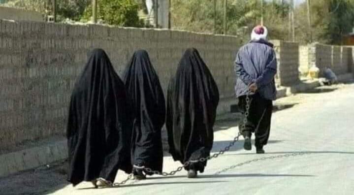 Sonu976000's tweet photo. Dear Taliban

Plz stop our lynching our afgani Brothers and sisters 

#StopLynching_Muslims https://t.co/2zlG33WdoD