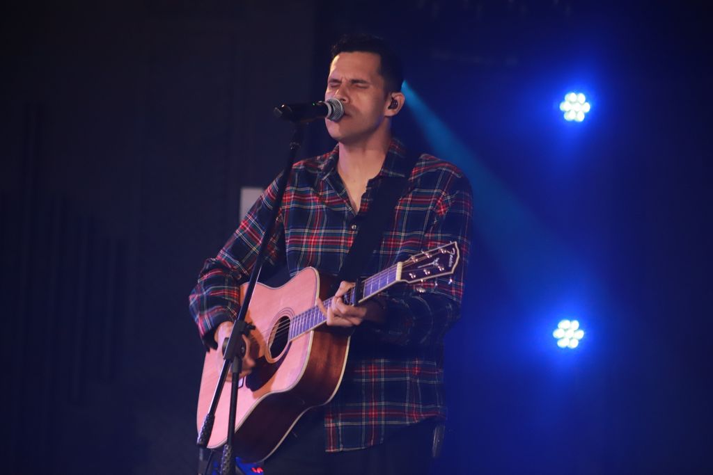 ¡Hoy hay Worship Night en RDR! Acompáñanos esta noche a las 7pm. 

youtube.com/iglesiardr 
iglesiardr.com