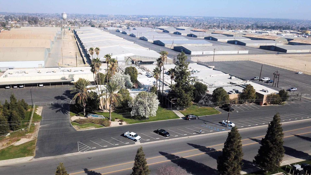 Bakersfield_Cal's tweet photo. ✅WARD WEDNESDAY

Ward 1 is home to one of the City's newest projects, the Brundage Lane Navigation Center.

The BLNC was created to help address the growing homeless crisis.

Learn more about the BLNC: https://t.co/yZlZMrFnA7

#WardWednesday #Ward1 https://t.co/BRVL1qxzlQ