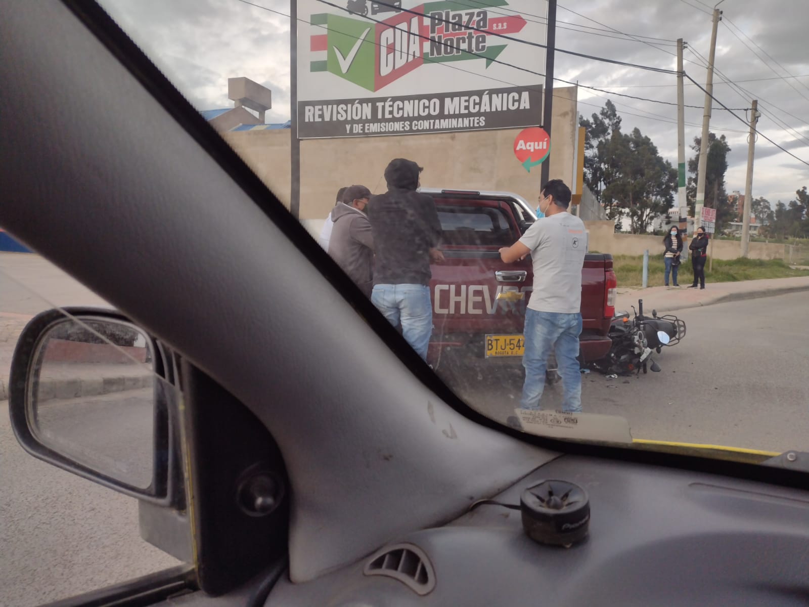 Radio Uno Tunja on Twitter "Movilidad ⚠Accidente en inmediaciones de