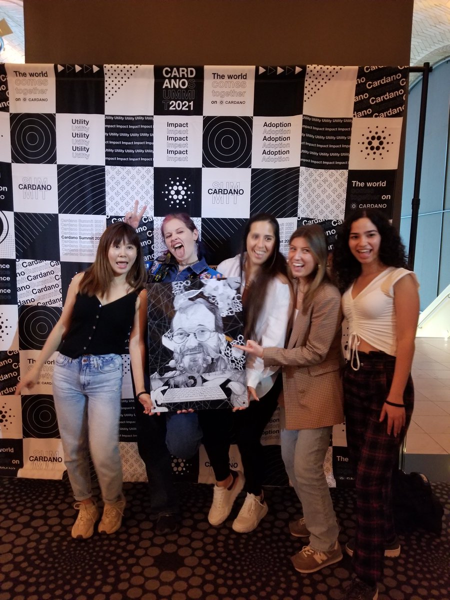 Ladies of NYC🗽 #CardanoSummit2021 lookin fly! We had an amazing time together!
#LadiesofLovelace
💙😍
#cardano #NYC #CNFT
