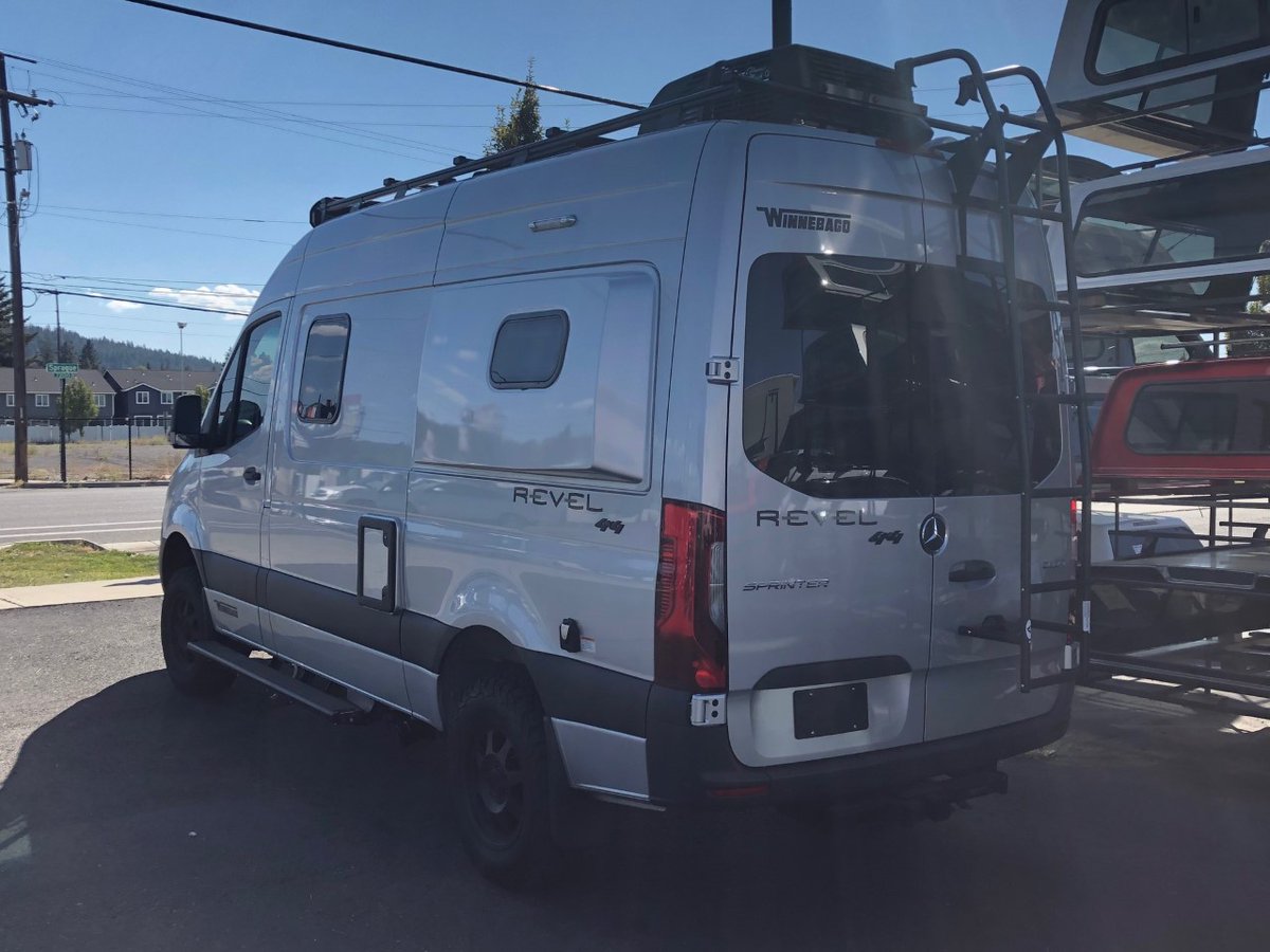SpokaneSunscre1's tweet photo. Campers, Vans and vehicles can be tinted to increase privacy and safety for your vehicle. With hunting season coming up you cannot go wrong getting your camper or van tinted! Call us to learn more 509-328-4015

#SpokaneSunscreen #ShopLocal #WindowTint https://t.co/hVWBj2EMUv