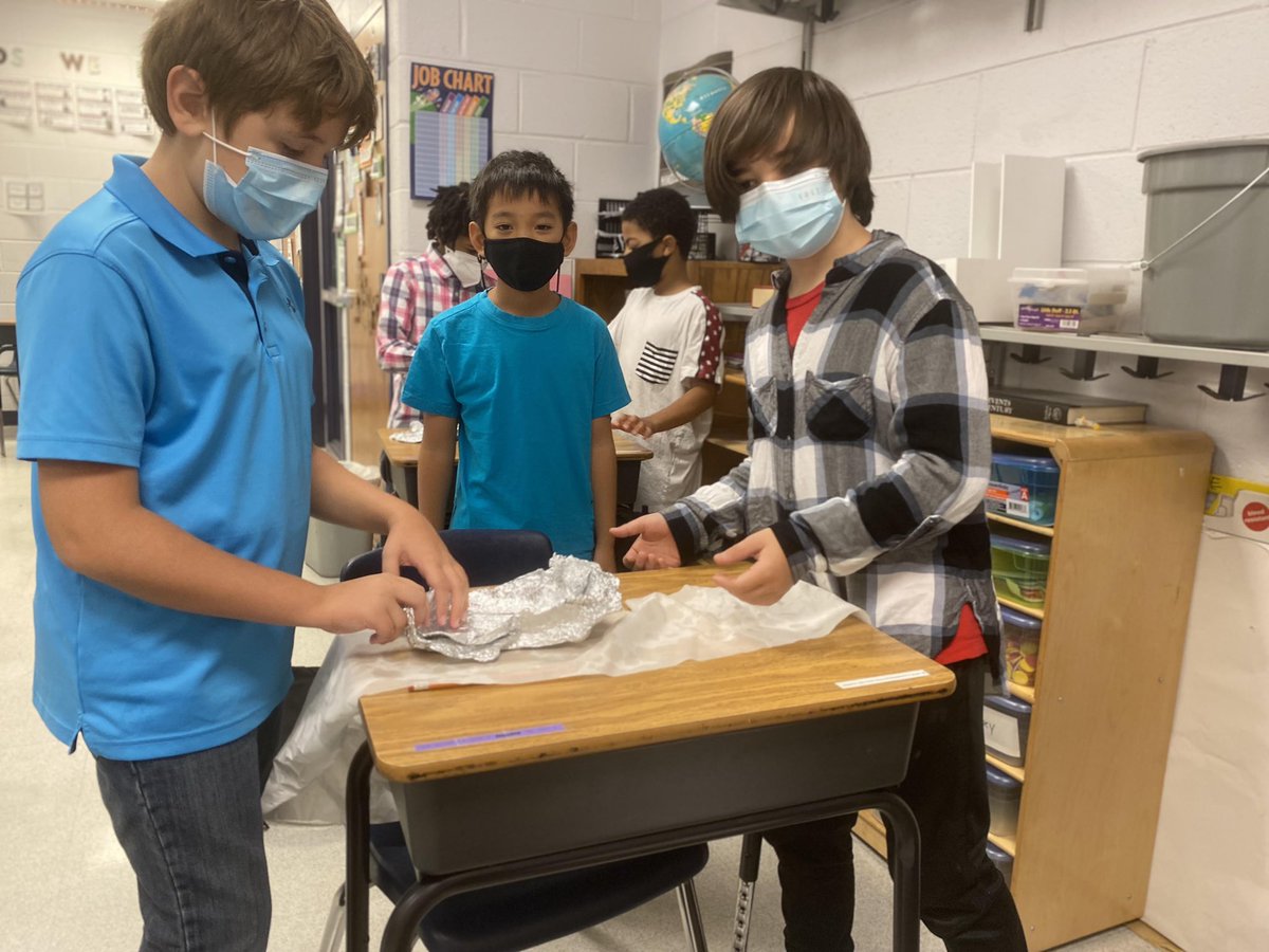 TeachLoveDaily's tweet photo. And the Floating Foil Boat STEAM Challenge winners are 🥁🥁🥁K-2 winners: Keira, Andrea, Jace, and Divine from Ms. Hovey’s class! Our 3-5 Winners: Michael, Williams, and Tyler from Mrs. Theodore’s class! Congratulations teams! 🏆🏆 https://t.co/GyTnpJfYav