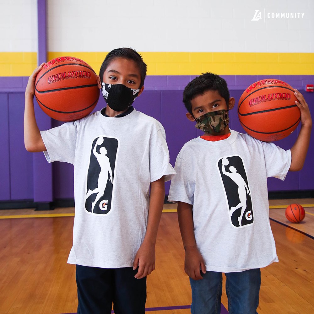 LakersCommunity's tweet photo. This weekend we got #BackToBasketball with our friends at @bgclaharbor and the @SouthBayLakers ππ Stay tuned to learn how you can join our virtual clinic! https://t.co/x7NvjLZwHj