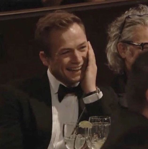taronthinker's tweet photo. low quality pics of his smile >>> https://t.co/TG8eF8bw7L