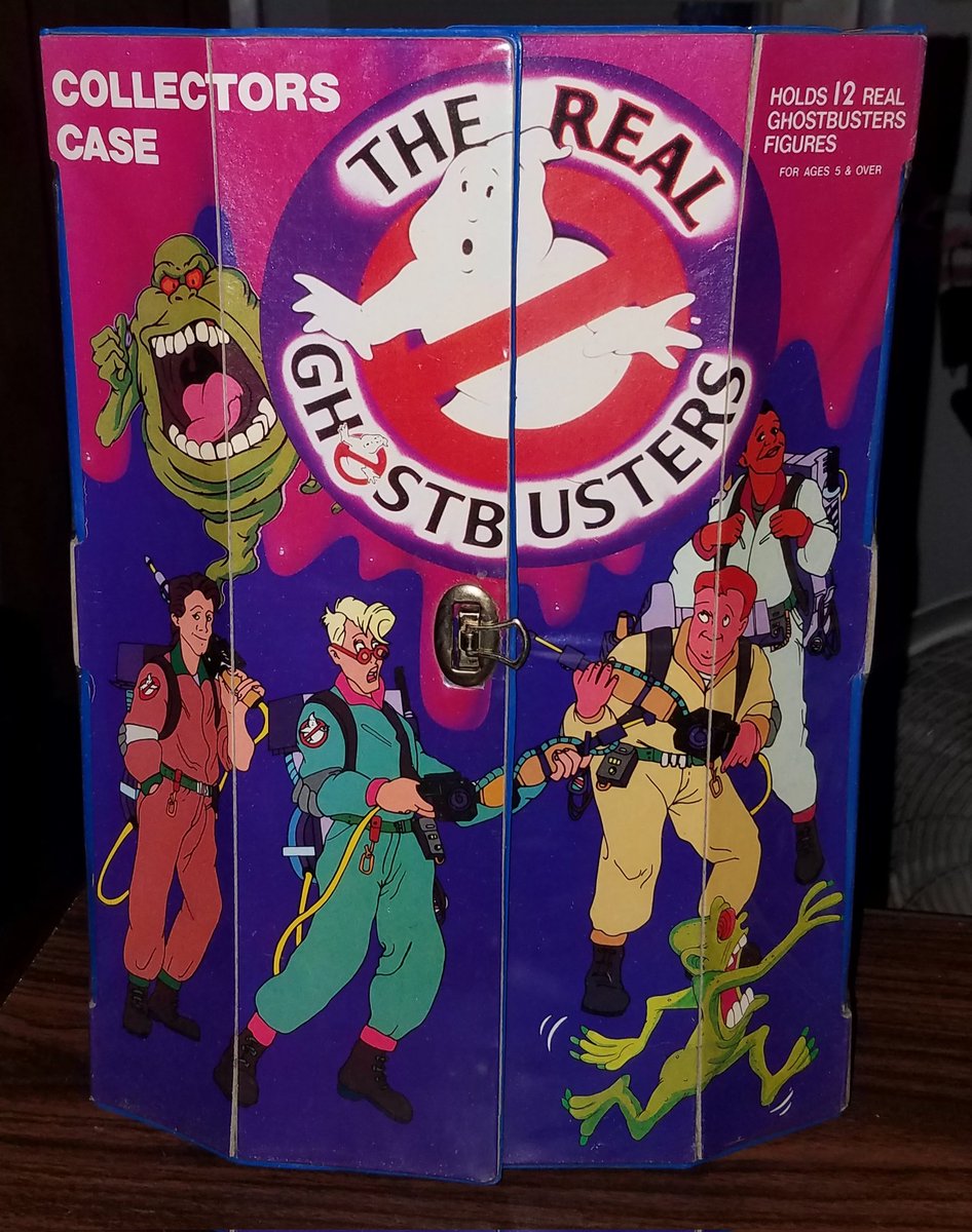 AddictedHe's tweet photo. Here's one of my favorite items, it's The Real Ghostbusters collectors case from 1988 and I love it.🤘👻🚫 Somebody getting in the Halloween spirit.👍😉 #80s #CollectorsCase #TheRealGhostbusters #WhoYouGonnaCall #IAintAfraidOfNoGhost #BustinMakesMeFeelGood https://t.co/hUjcgg8cFP