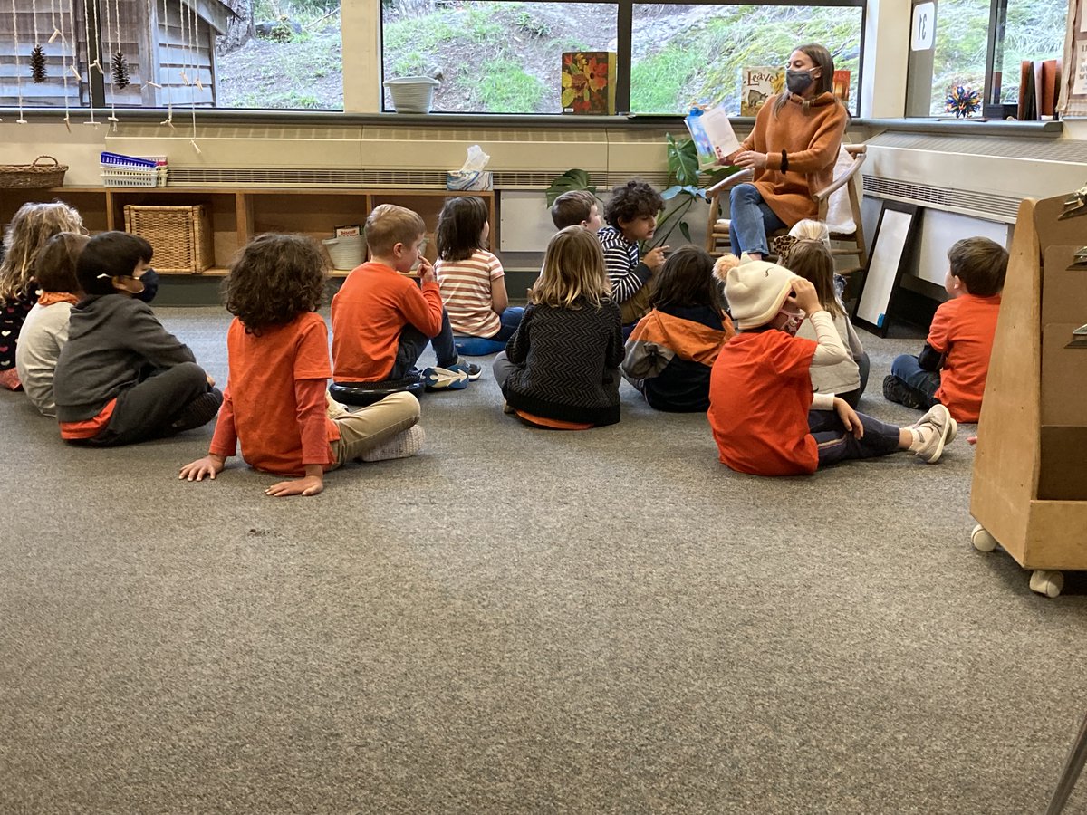 bics_news's tweet photo. Meaningful learning in K-7 classrooms with the unifying #OrangeShirtDay idea Every Child Matters. #westvaned https://t.co/kDlqJmhvcR